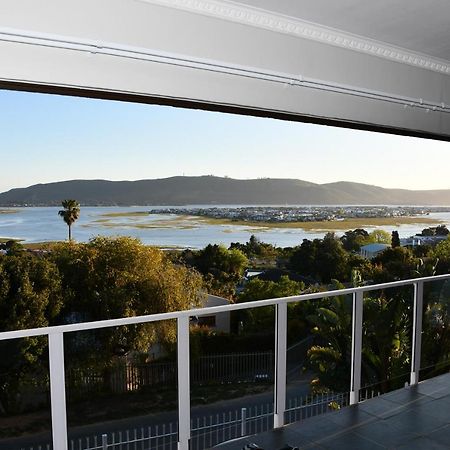 Friendz Guesthouse Knysna Exterior foto