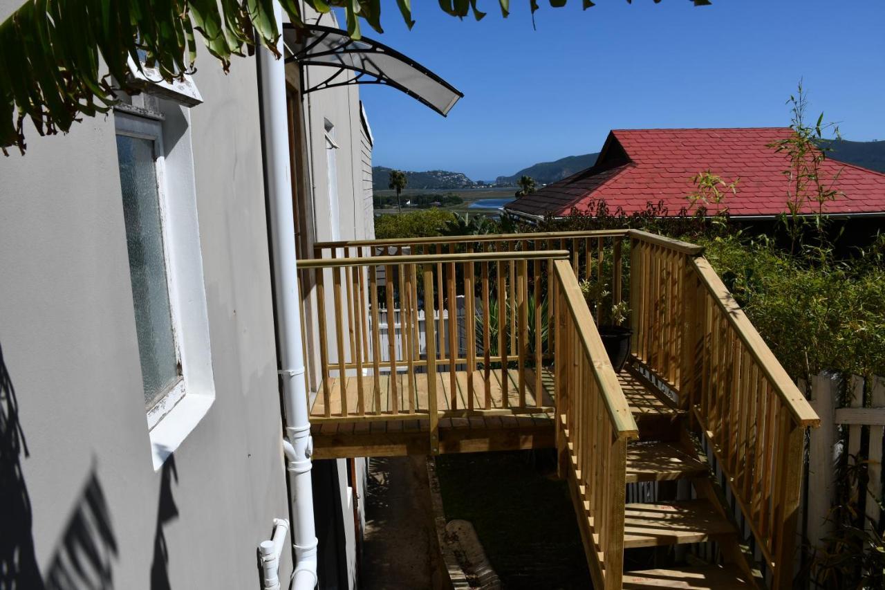 Friendz Guesthouse Knysna Exterior foto