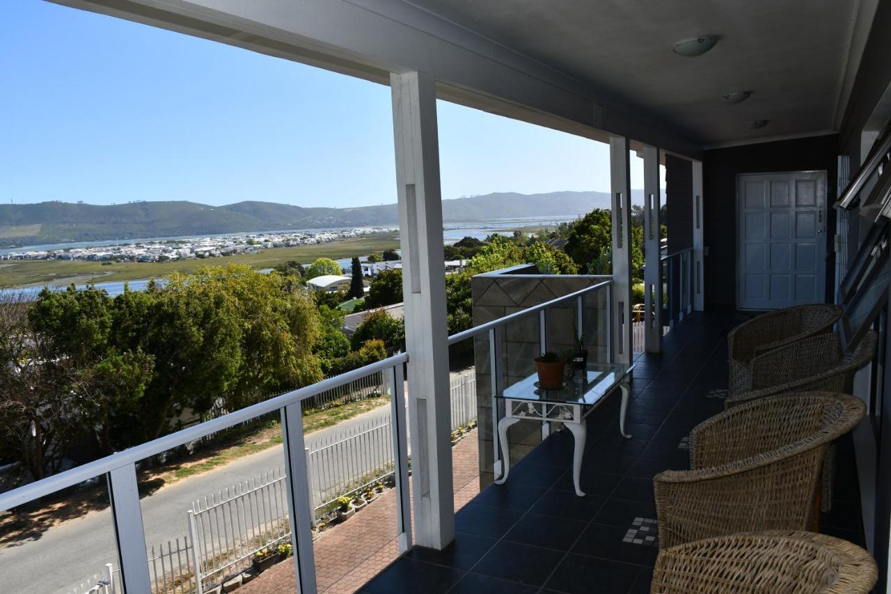 Friendz Guesthouse Knysna Exterior foto